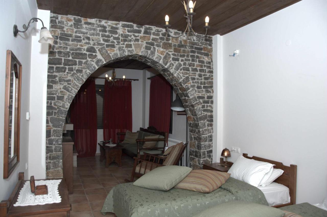 Aparthotel Αργουλιάς Tzermiádon Esterno foto