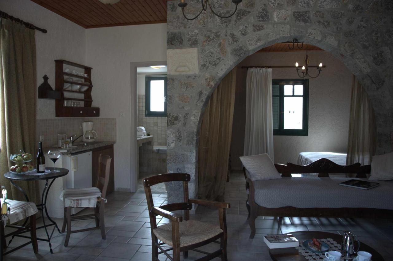 Aparthotel Αργουλιάς Tzermiádon Esterno foto