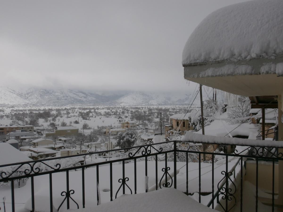 Aparthotel Αργουλιάς Tzermiádon Esterno foto